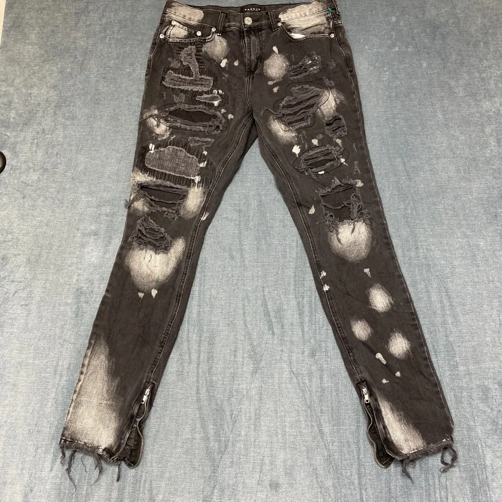 Pacsun Jeans Mens 33x30 Black Denim Dark Wash Distressed Frayed Hem Streetwear